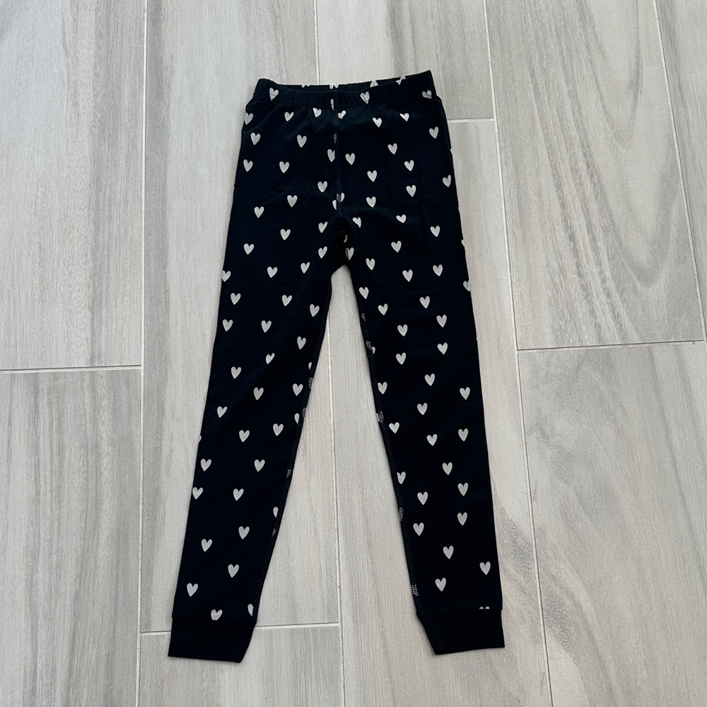 NWOT Hanna Andersson Black Size 6/7 Valentine Heart Print Pajama Pants